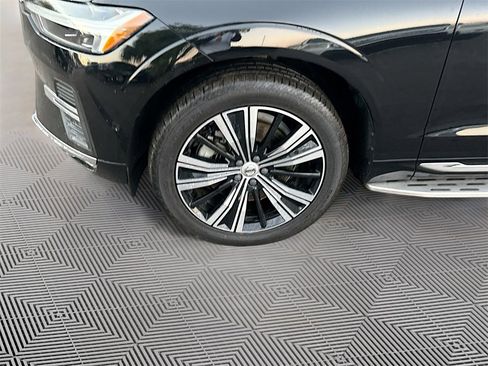 Used 2022 Volvo XC60 B6 Inscription w/ Advanced Package image 35