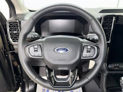 Used 2024 Ford Ranger XLT w/ FX4 Off-Road Package AWD/4WD image 15