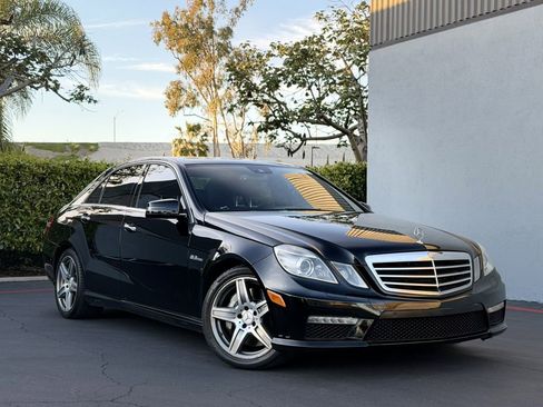 Used 2010 Mercedes-Benz E 63 AMG Sedan image 1