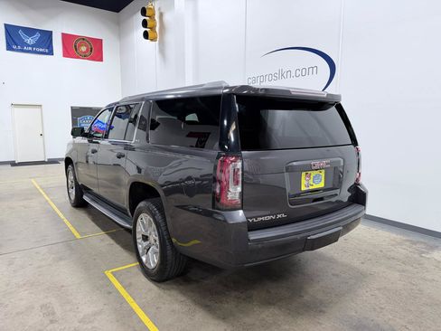 Used 2015 GMC Yukon XL SLE w/ Convenience Package RWD image 5