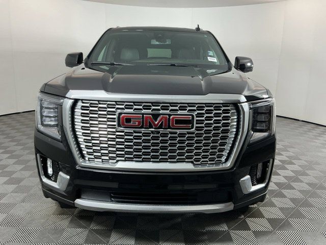 Used 2022 GMC Yukon Denali AWD/4WD image 2
