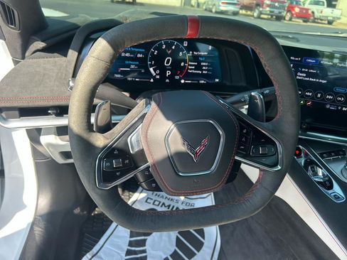 Used 2023 Chevrolet Corvette Stingray Premium Cpe RWD image 12
