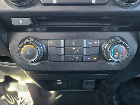 Used 2018 Ford F150 XLT AWD/4WD image 27