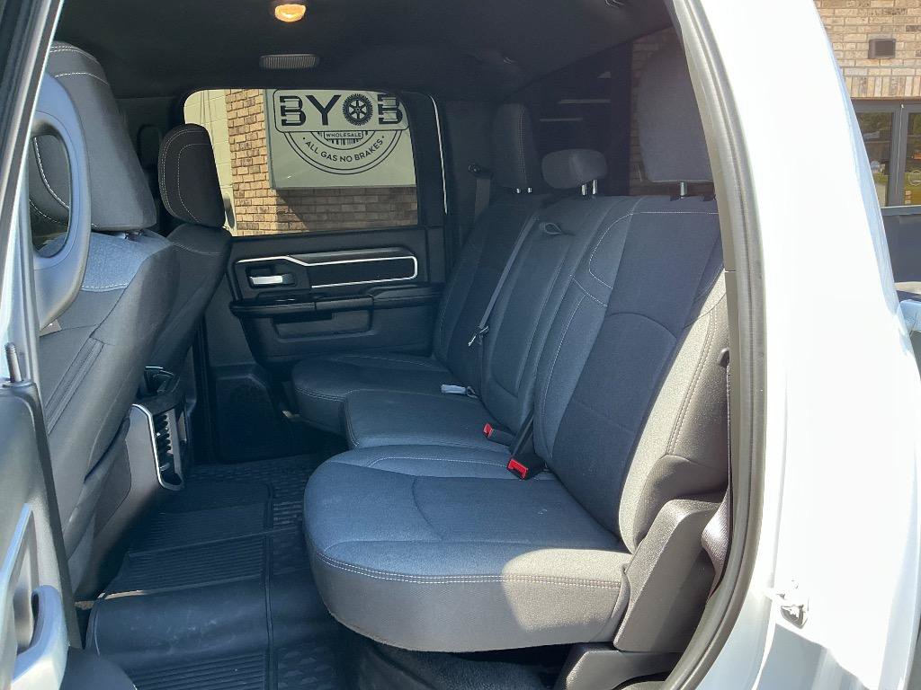 Used 2024 RAM 3500 Big Horn w/ Night Edition AWD/4WD image 11