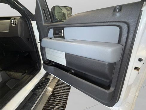 Used 2013 Ford F150 XLT w/ Luxury Equipment Group image 29