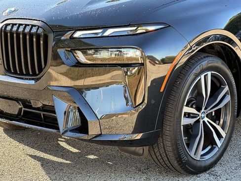 Certified 2026 BMW X7 xDrive40i w/ M Sport Package image 13
