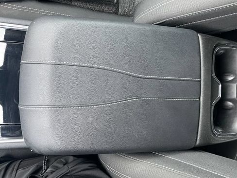 Used 2024 Chevrolet Traverse LT w/ LPO, Floor Liner Package FWD image 32