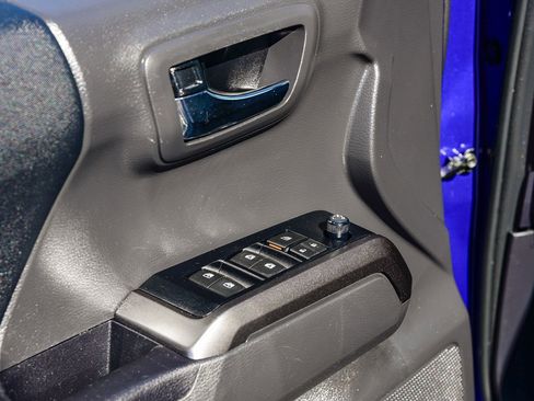 Certified 2023 Toyota Tacoma TRD Off-Road w/ Black Out Package (TMS) image 26