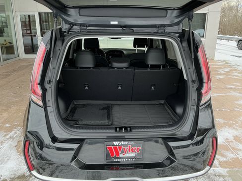 Used 2023 Kia Soul GT-Line image 24
