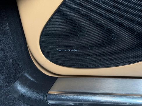 Used 2012 Mercedes-Benz SL 550 w/ SL Wheel Pkg image 31