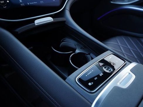 Used 2024 Mercedes-Benz EQS 450+ 4MATIC Sedan image 25