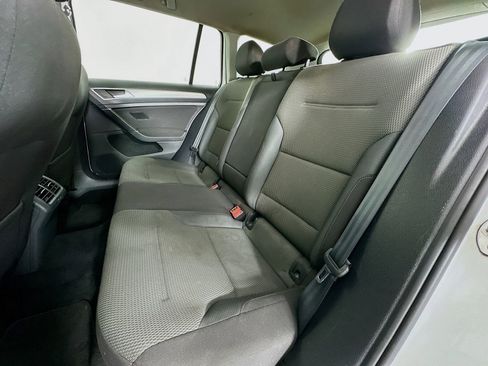 Used 2016 Volkswagen Golf S FWD image 22