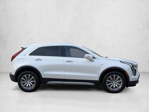 Used 2021 Cadillac XT4 Premium Luxury w/ Driver Awareness Package FWD image 4