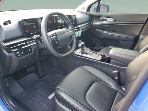 Used 2026 Kia Sportage EX image 16