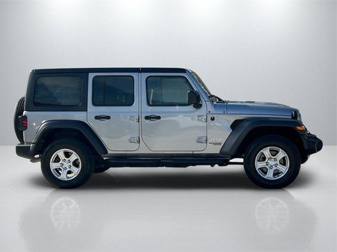 Used 2020 Jeep Wrangler Unlimited Sport S image 4
