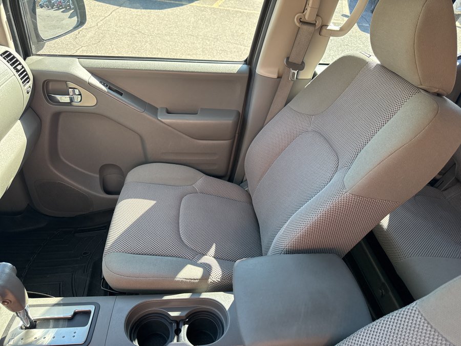 Used 2019 Nissan Frontier SV w/ Value Truck Package AWD/4WD image 23