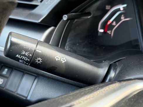 Used 2018 Honda Civic LX image 34