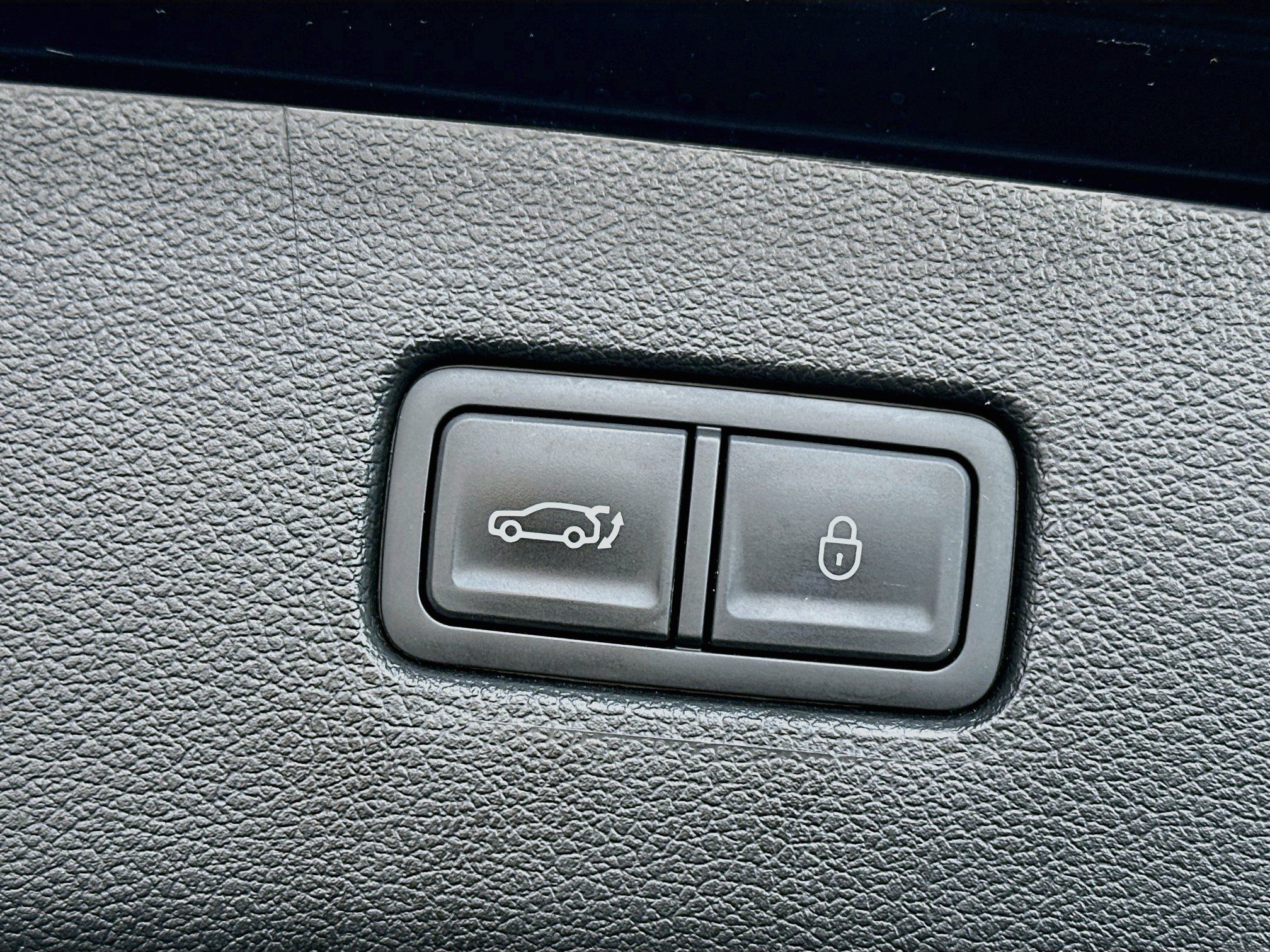 Used 2025 Genesis GV80 2.5T Standard AWD/4WD image 30
