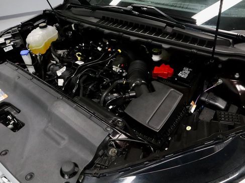 Certified 2024 Ford Edge SEL w/ Convenience Package image 16