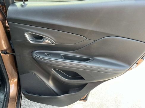 Used 2016 Buick Encore FWD image 19