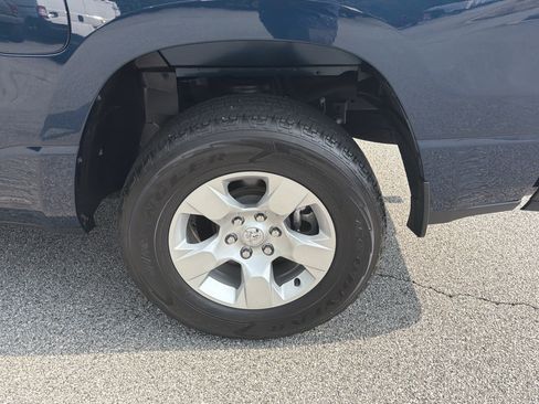 Used 2022 RAM 1500 Big Horn RWD image 23