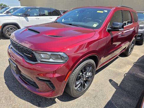 Certified 2023 Dodge Durango GT RWD image 2