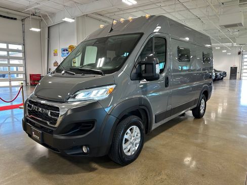 Used 2025 RAM ProMaster 1500 w/ Quick Order Package 22H SLT+ FWD image 3