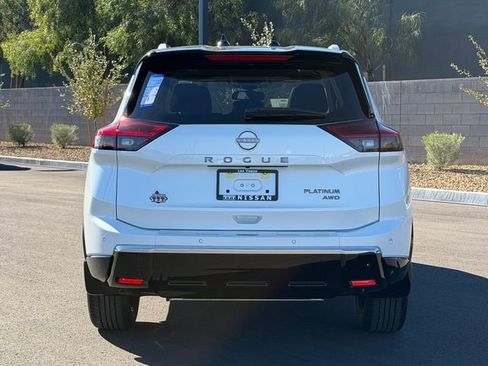 New 2026 Nissan Rogue Platinum w/ Tech Package AWD/4WD image 5