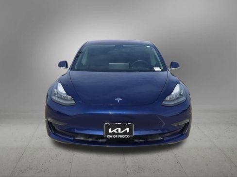 Used 2018 Tesla Model 3 image 9