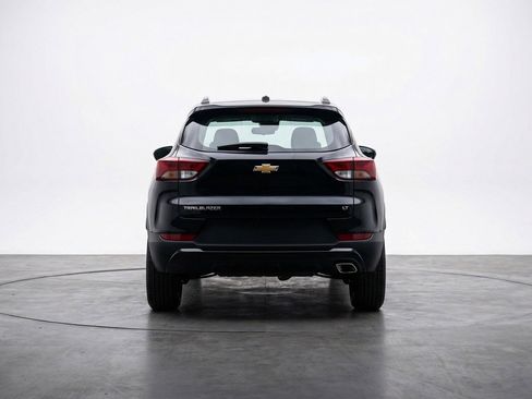 Used 2025 Chevrolet TrailBlazer LT image 7