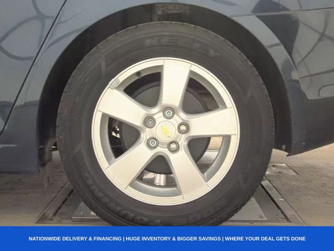 Used 2016 Chevrolet Cruze LT w/ Technology Package image 15