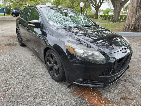 Used 2013 Ford Focus ST image 3