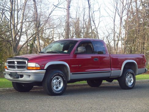 Used 1998 Dodge Dakota SLT image 1