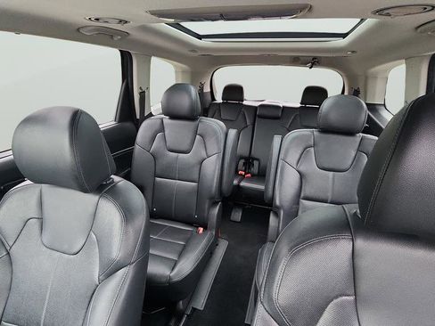 Used 2022 Kia Telluride SX w/ Nightfall Edition Package image 21