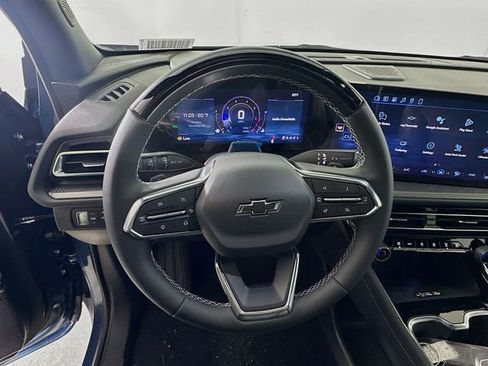 New 2026 Chevrolet Traverse LT w/ Enhanced Driving Package image 11