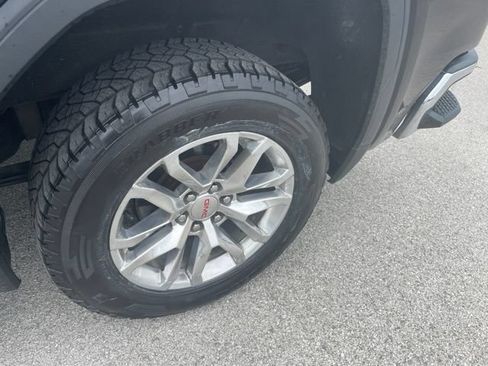 Used 2019 GMC Sierra 1500 SLT w/ SLT Premium Package AWD/4WD image 21
