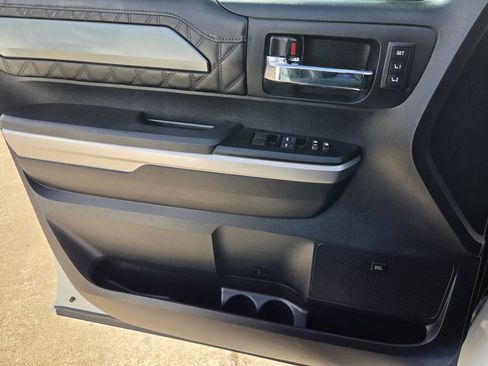 Used 2014 Toyota Tundra Platinum RWD image 24