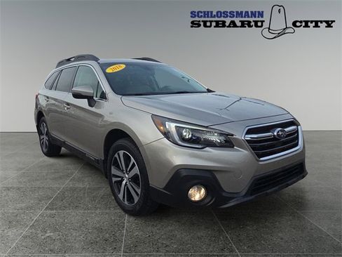 Used 2018 Subaru Outback 2.5i Limited image 11