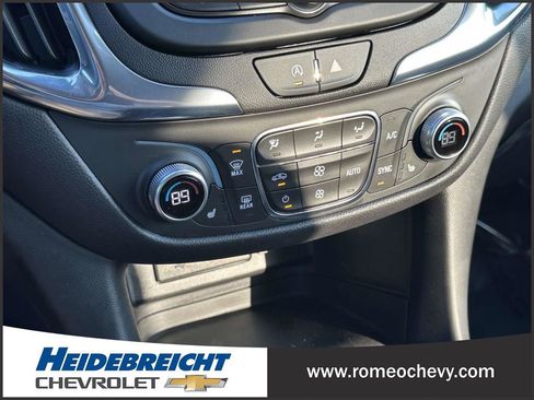 Certified 2023 Chevrolet Equinox LT image 29