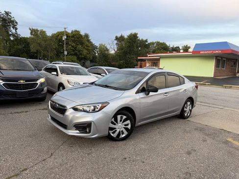 Used 2019 Subaru Impreza 2.0i w/ Eyesight AWD/4WD image 2