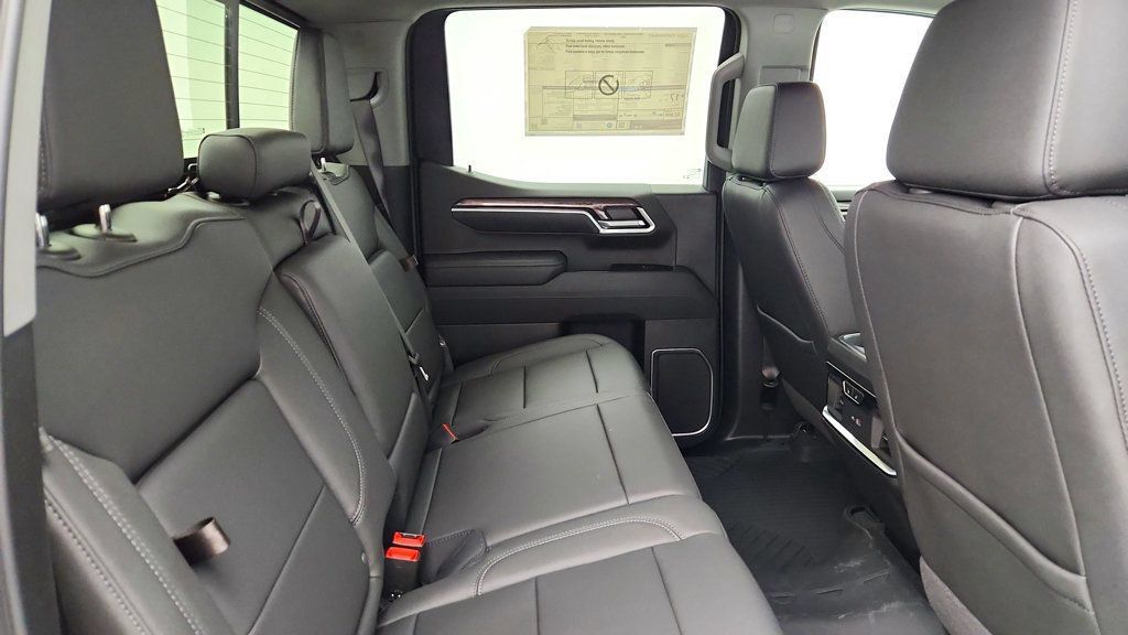 Used 2026 Chevrolet Silverado 1500 LTZ AWD/4WD image 22