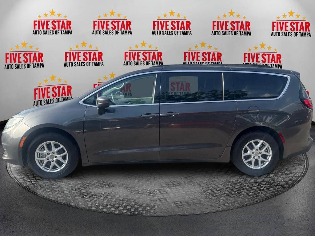 Used 2020 Chrysler Voyager Lxi FWD image 4