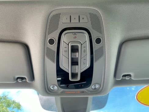Used 2018 Audi Q5 2.0T Premium Plus w/ Premium Plus Package AWD/4WD image 23
