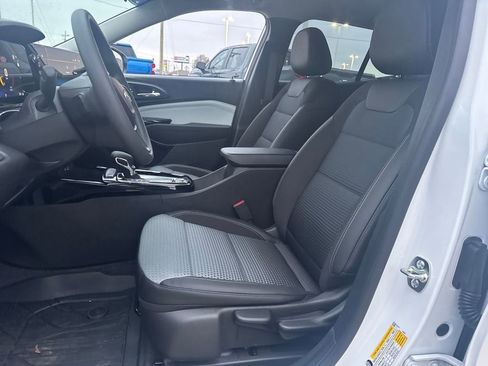 New 2026 Chevrolet Trax LT w/ LPO, Blackout Package image 16