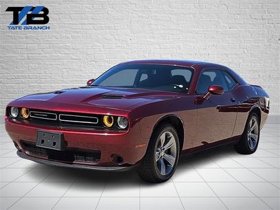 Used 2019 Dodge Challenger SXT w/ Cold Weather Group