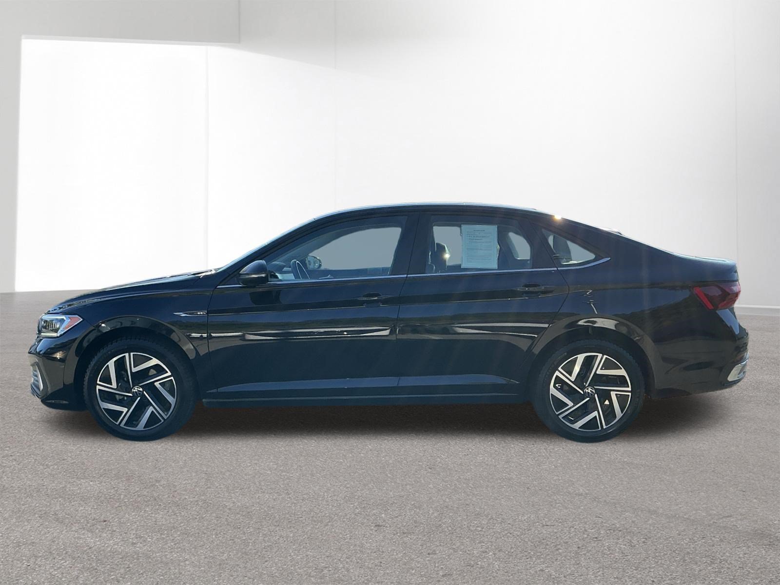 Used 2022 Volkswagen Jetta SEL FWD image 6