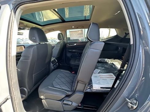 New 2026 Volkswagen Atlas SEL Premium R-Line AWD/4WD image 32