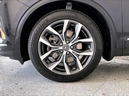 Certified 2024 Acura MDX FWD w/ Technology Package image 11