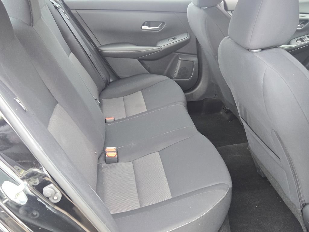 Used 2023 Nissan Sentra SV w/ All-Weather Package FWD image 8