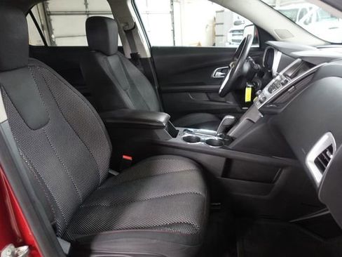 Used 2015 Chevrolet Equinox LT image 23